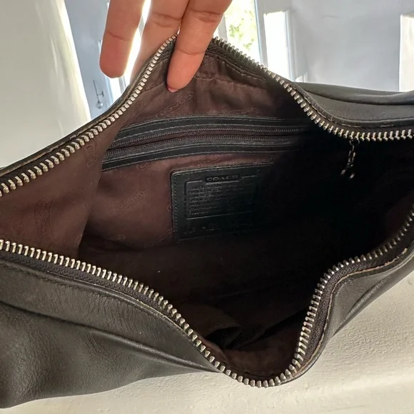 Vintage Coach Shoulder Bag - Picture 4 of 5